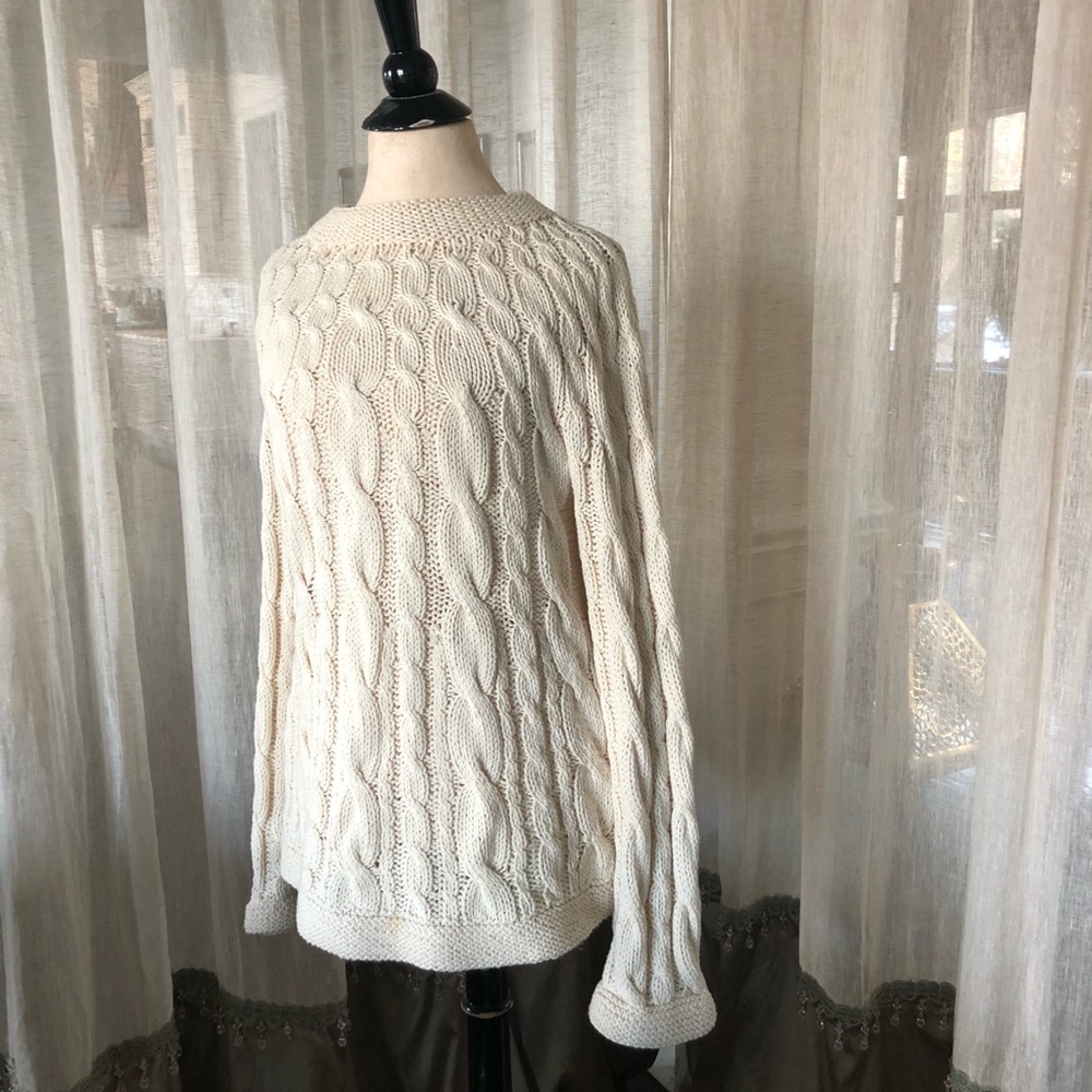 525 America Sweater